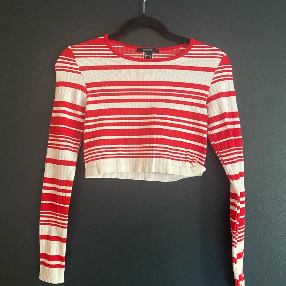 Forever 21 Red and White Ribbed Crop Long Sleeve Tee